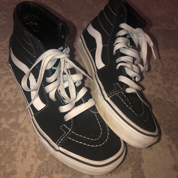 Vans Shoes - women’s black high top vans (size 6)